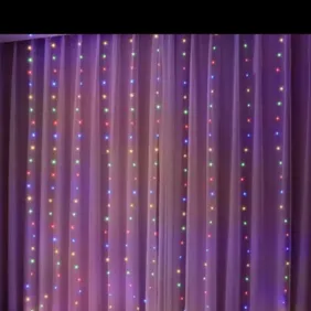 Led lempučių užuolaida