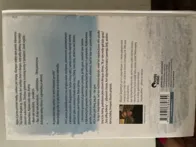Knyga “tarp pilku debesu”