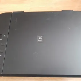 Naudotas Canon MG2250 rodo error E02
