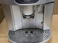 Naudotas automatinis kavos aparatas 