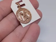 Keturi pakabukai zodiako ženklai