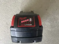 Milwaukee m18 5ah baterija 