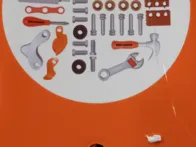 Vaikiškas instrumentų stalas su instrumentais