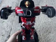 Transformeris su pultu naujas
