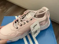 Adidas nauji, 40,5 dydis!